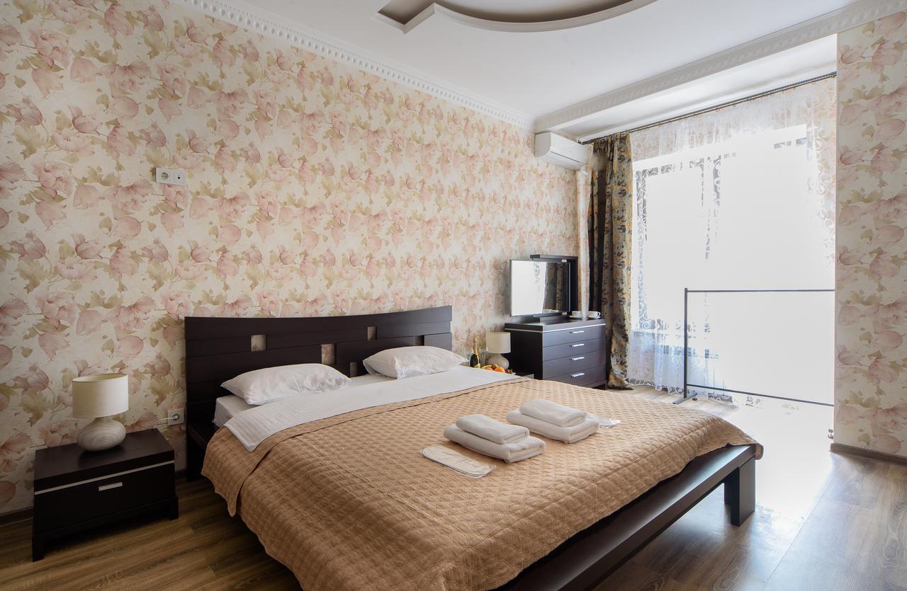 Hotel Fusion Odessa Buitenkant foto