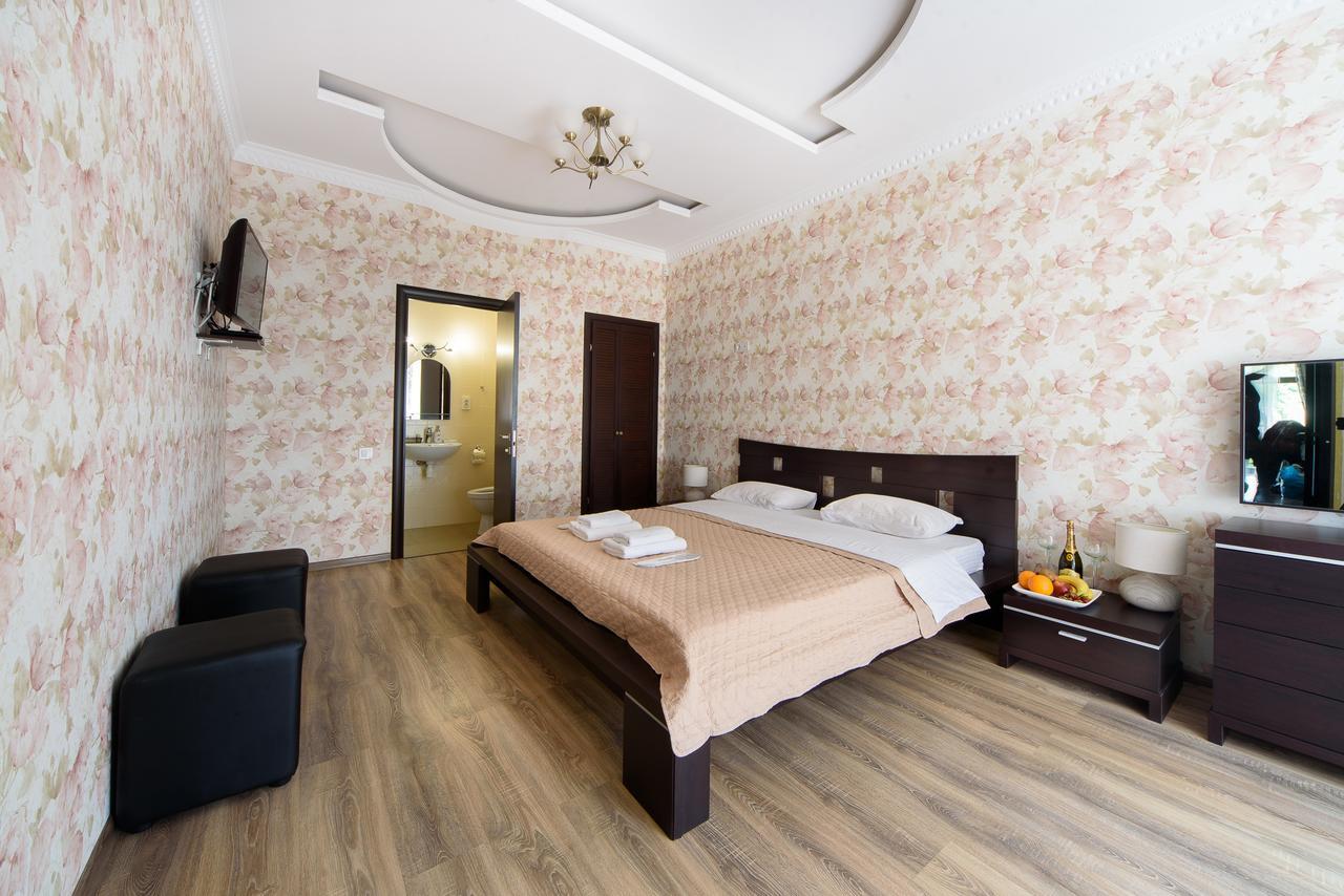 Hotel Fusion Odessa Buitenkant foto
