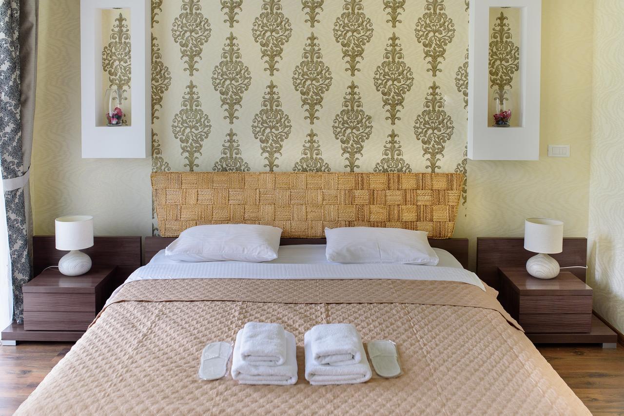 Hotel Fusion Odessa Buitenkant foto