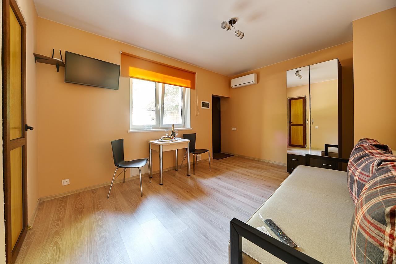 Hotel Fusion Odessa Buitenkant foto
